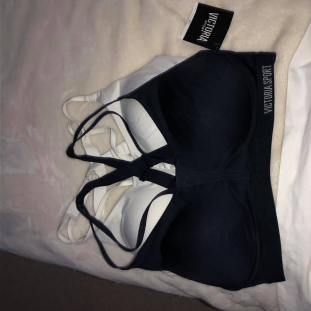 2 Brand new Victoria’s Secret sports bras